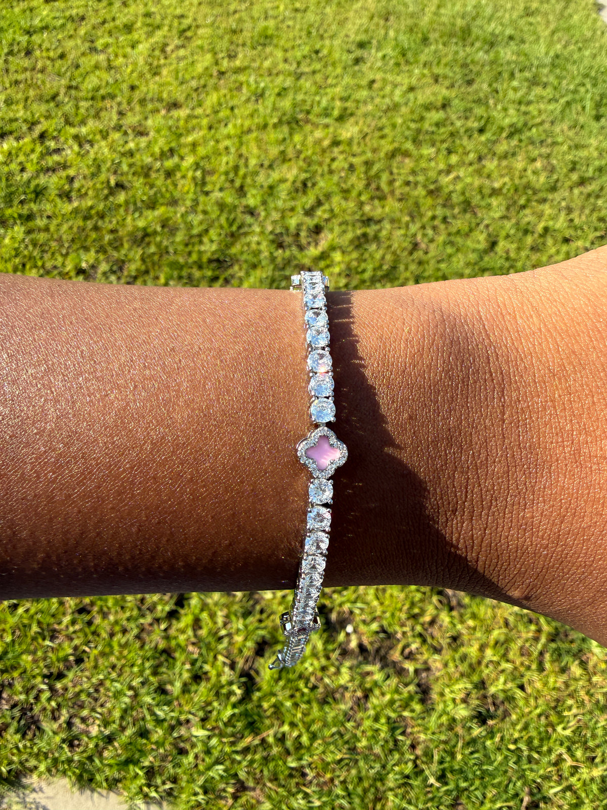 Silver Clover Bracelet